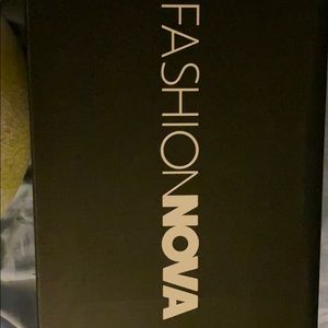 Fashion Nova Neon Green Pumps